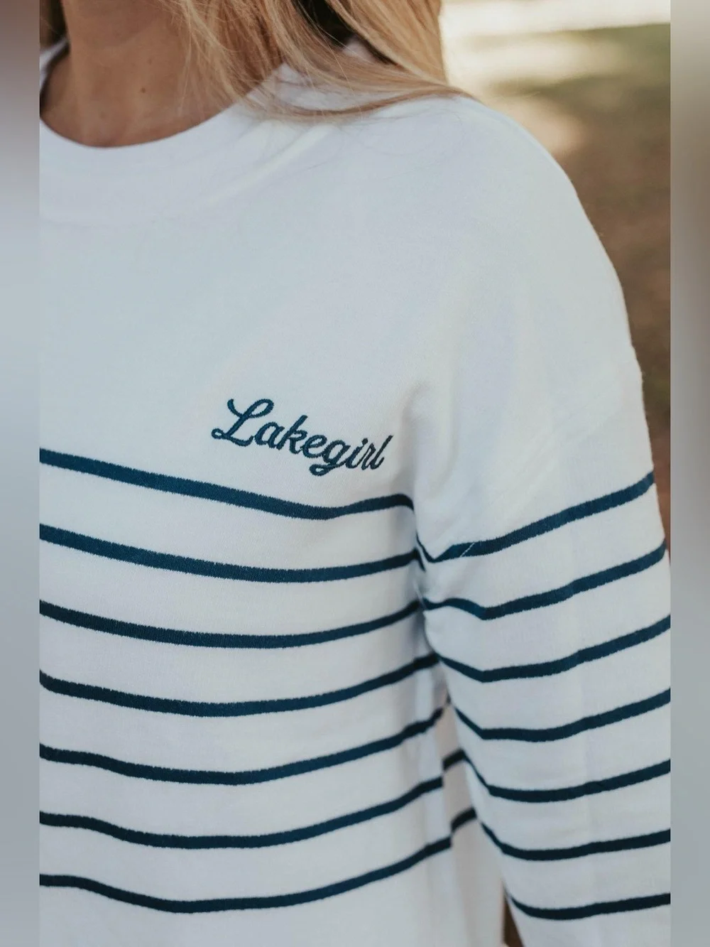 Lake Girl French Terry Stripe Crew Neck Navy Blue / White Small